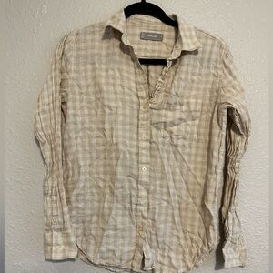 Everlane gingham button up. Size 0 (fits like a small IMO)